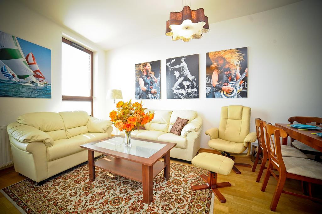 Apartamento Luxury Rockefeller - Sea Towers Gdynia Habitación foto