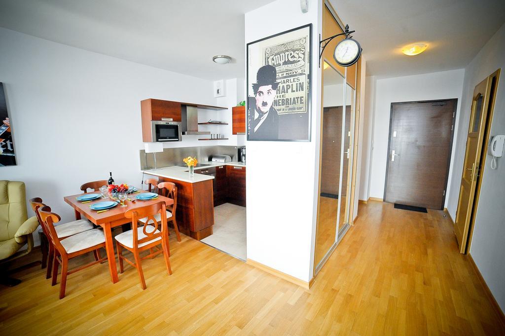 Apartamento Luxury Rockefeller - Sea Towers Gdynia Habitación foto
